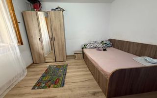 De vanzare casa in Hudum, teren generos. - Poză 4