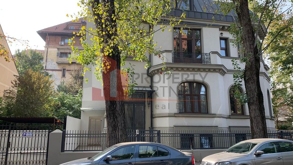 Vila superba de vanzare in zona Dorobanti - Poză 2