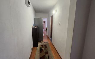 De vanzare apartament 3 camere, etaj intermediar, Cetate - Poză 12