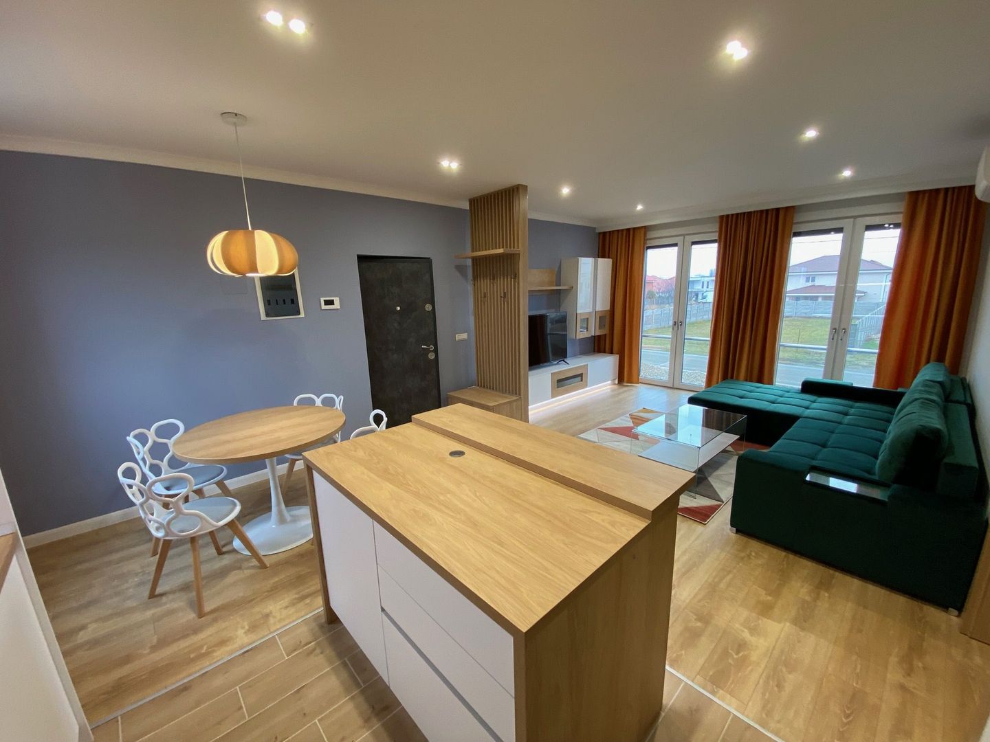 Apartament la prima inchiriere în Dumbravita - Poză 2