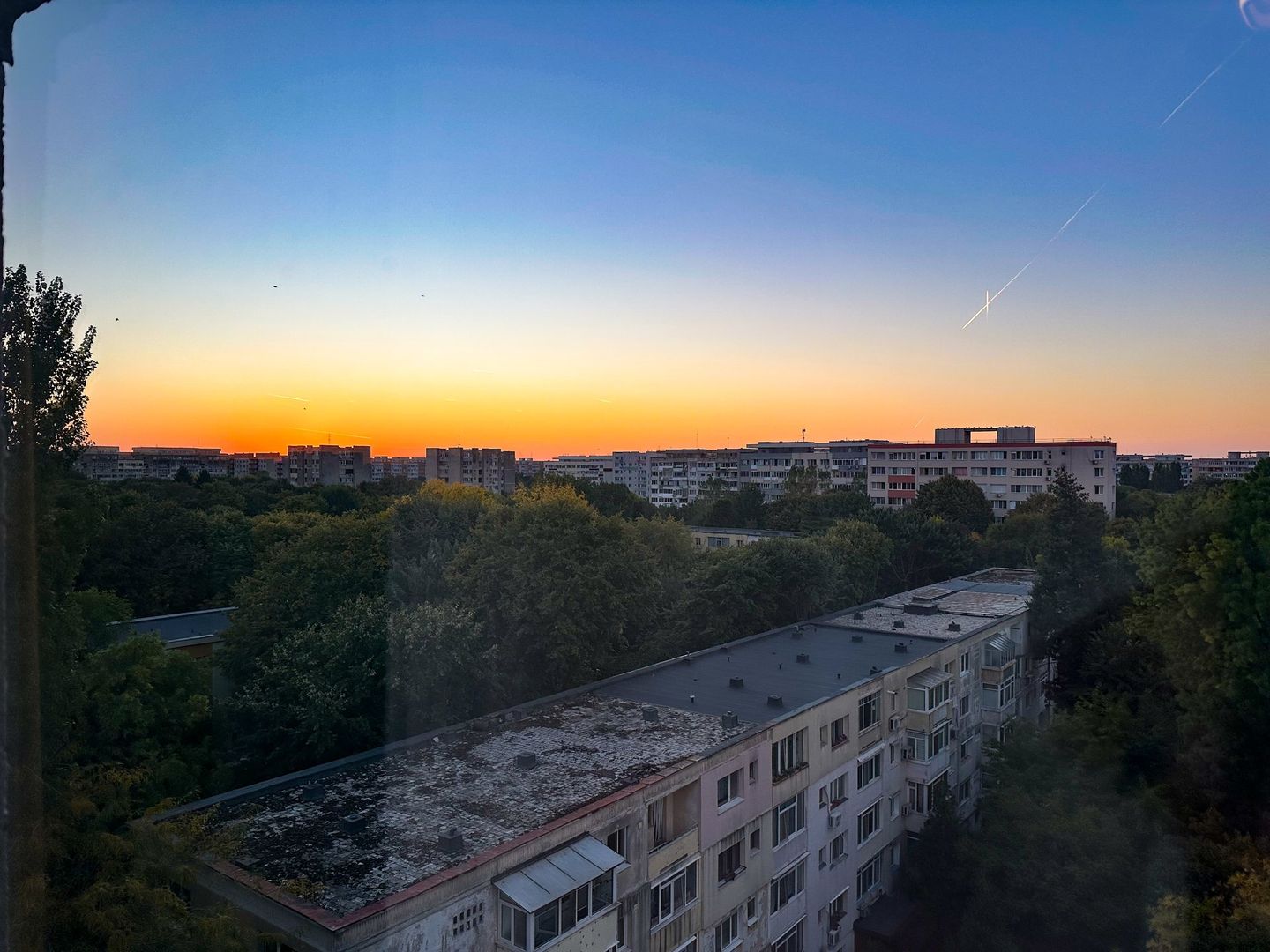 4 camere, 3 dormitoare, 2 băi, boiler, complet renovat - Poză 21
