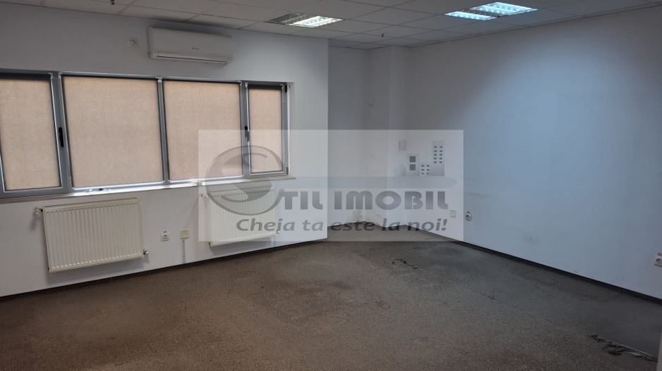 Spatiu depozitare de inchiriat,  suprafata 1600mp +200mp birou - Poză 10