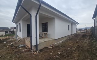 Casa pe un singur nivel | 500 mp teren | Selimbar - Poză 8