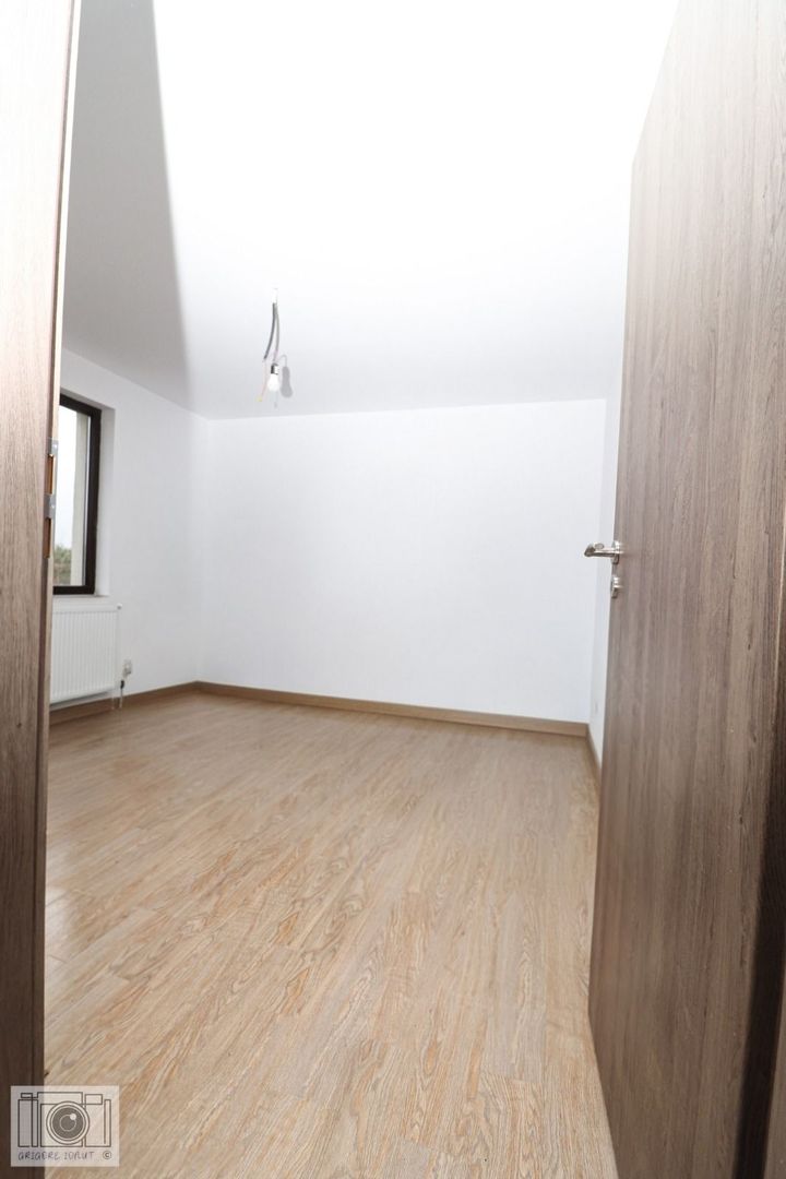 Soluție Locativă pentru Firme: Vilă cu Capacitate Mare în Ciorogarla - Poză 7