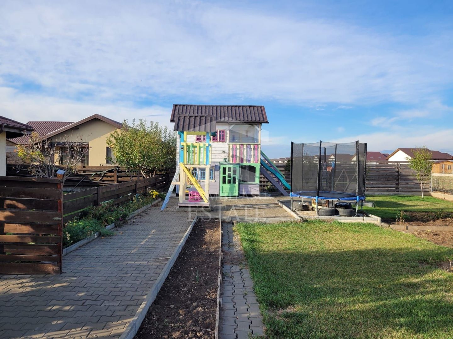 Vila pe parter in complex Good Afternoon Balotesti - Poză 18
