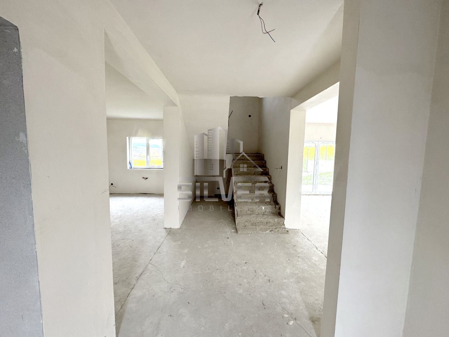 Casa individuala cu teren de 500 mp in zona accesibila. - Poză 6