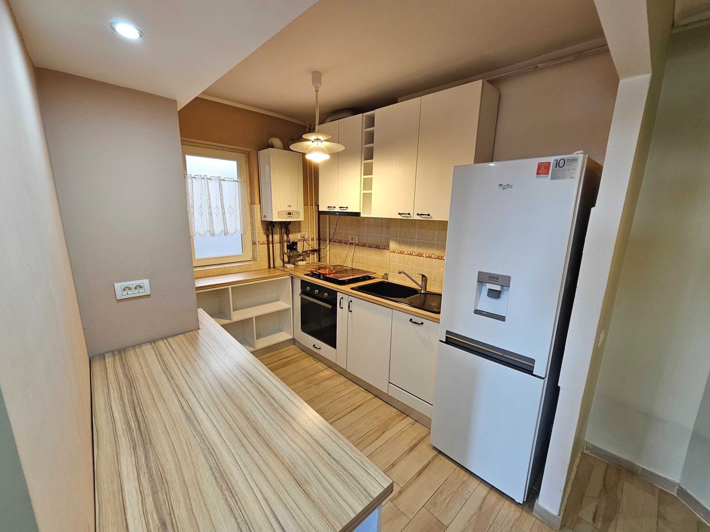 Iulius Town | 3 camere | Decomandat | Centrala proprie | Boxa CF - Poză 1