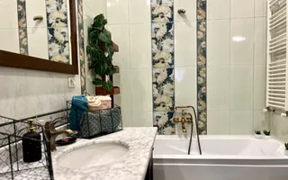 Apartament grandios cu vedere spectaculoasă spre Piața Libertății - Poză 26