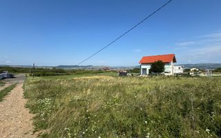 Teren intravilan Alba Iulia 689 mp, zona in plina dezvoltare - Poză 4