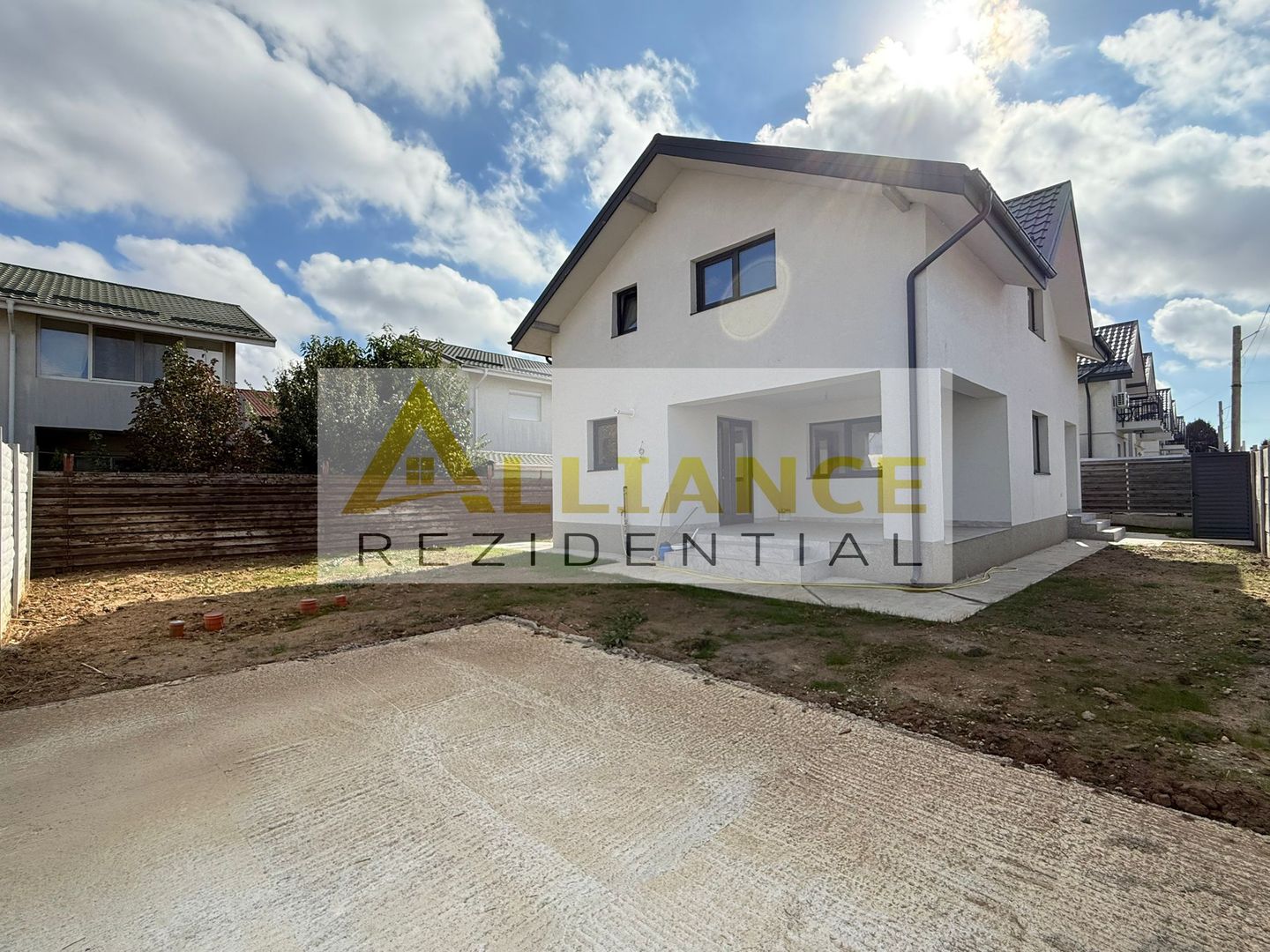 Vila P+M | 4 camere | 3 bai | Teren 308mp - Poză 2