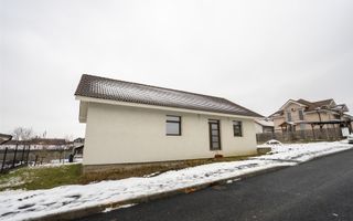 Casa de vanzare Parter Zona dealuri Oradea - Poză 2