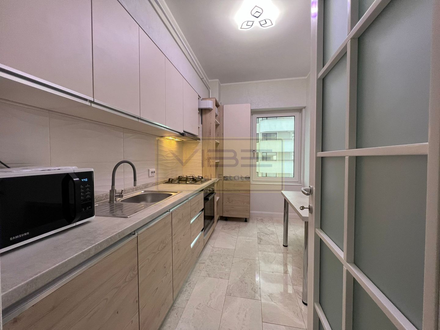 Apartament 2 camere decomandat Royal Town - Copou - Poză 13
