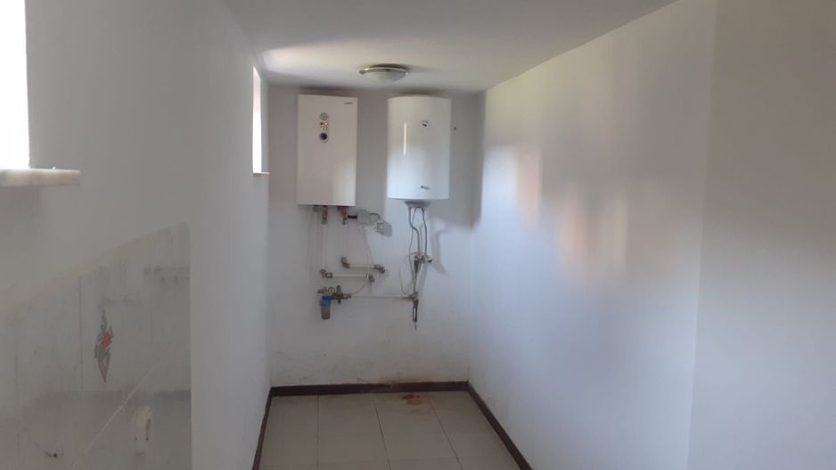 Casa insiruita, 2 dormitoare, garaj, Sanmartin. 120 000 E. Comision 0. - Poză 16