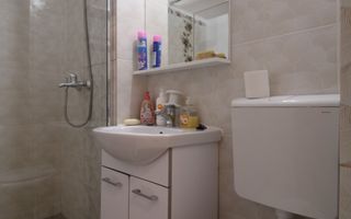 Piata Victoriei, 3 camere, centrala proprie - Poză 14