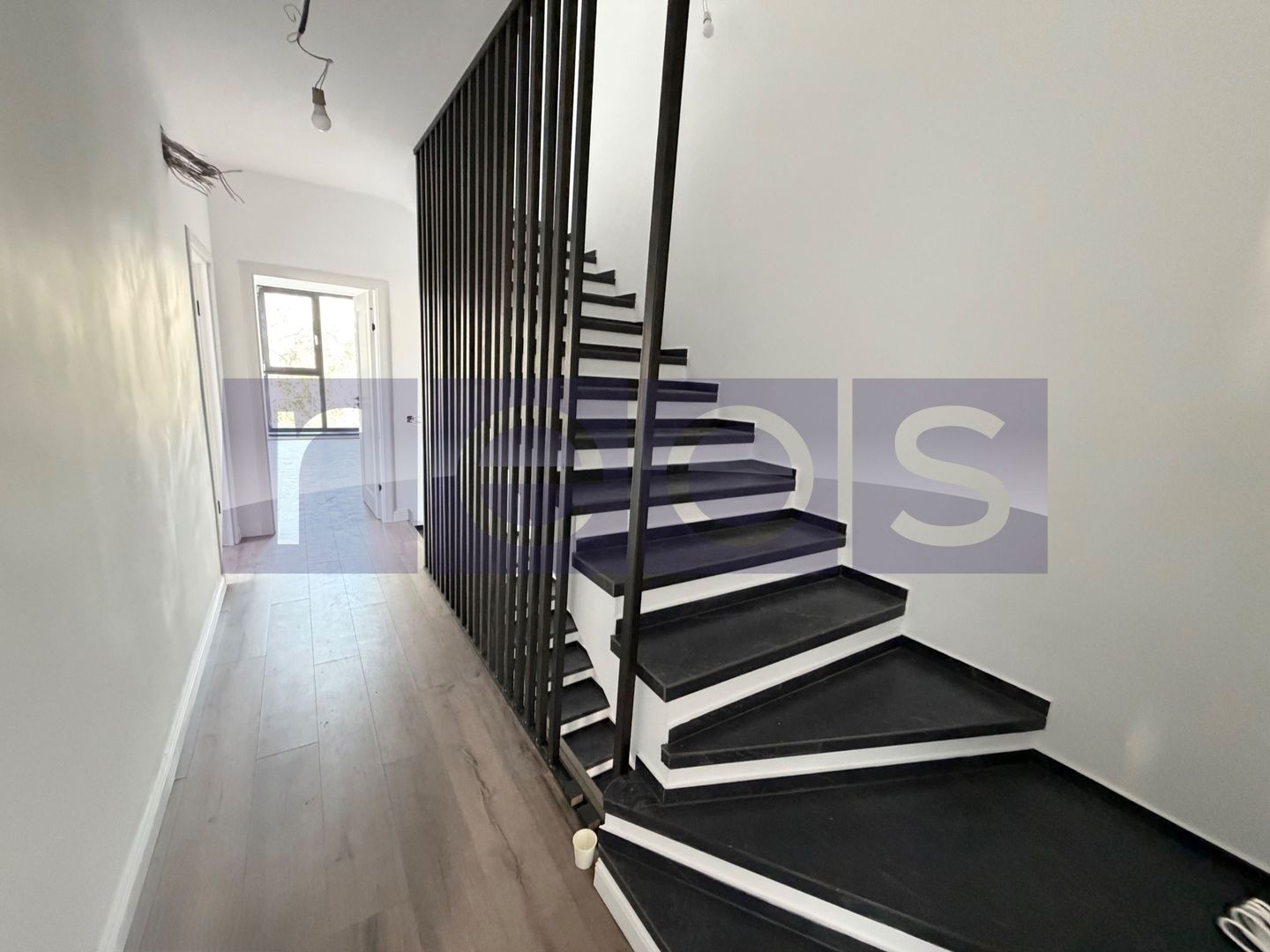 VILA INDIVIDUALA P+1+M | 284 MP UTILI | 5 DORMITOARE | ZONA BUCURESTII NOI - Poză 6