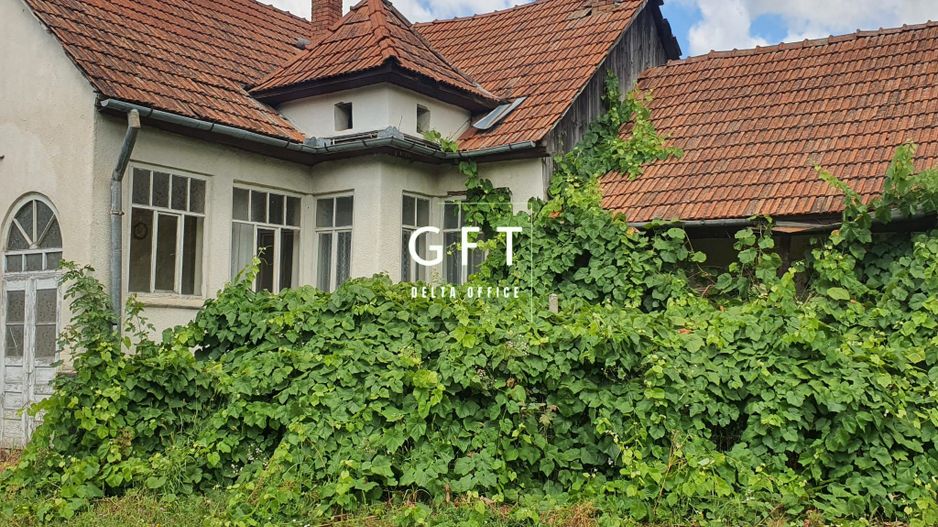 Casa cu teren de 40 ari,situata in centrul comunei Matei - Poză 11