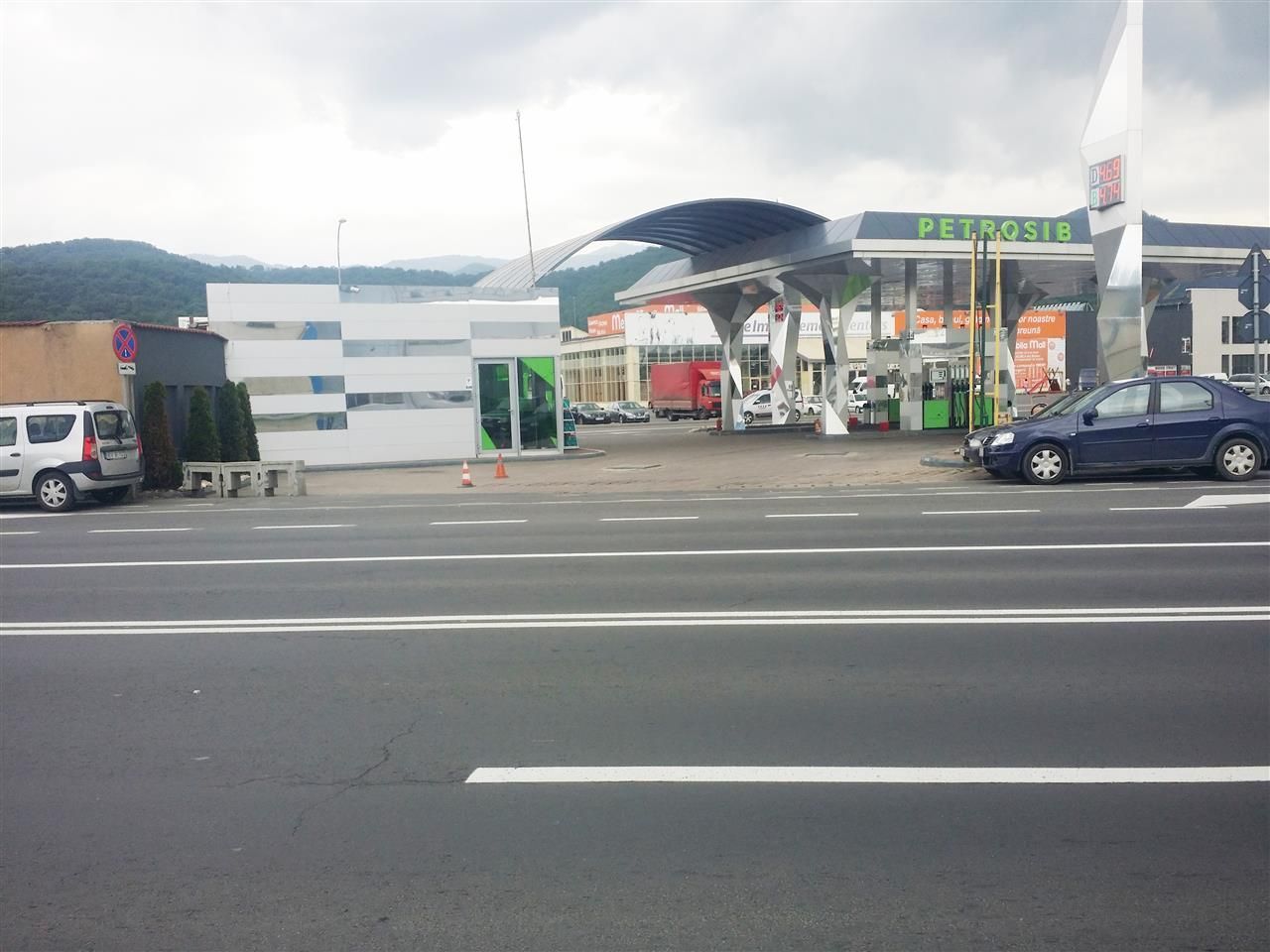 Spatiu: comercial, showroom, productie de inchiriat in Bartolomeu - Poză 6