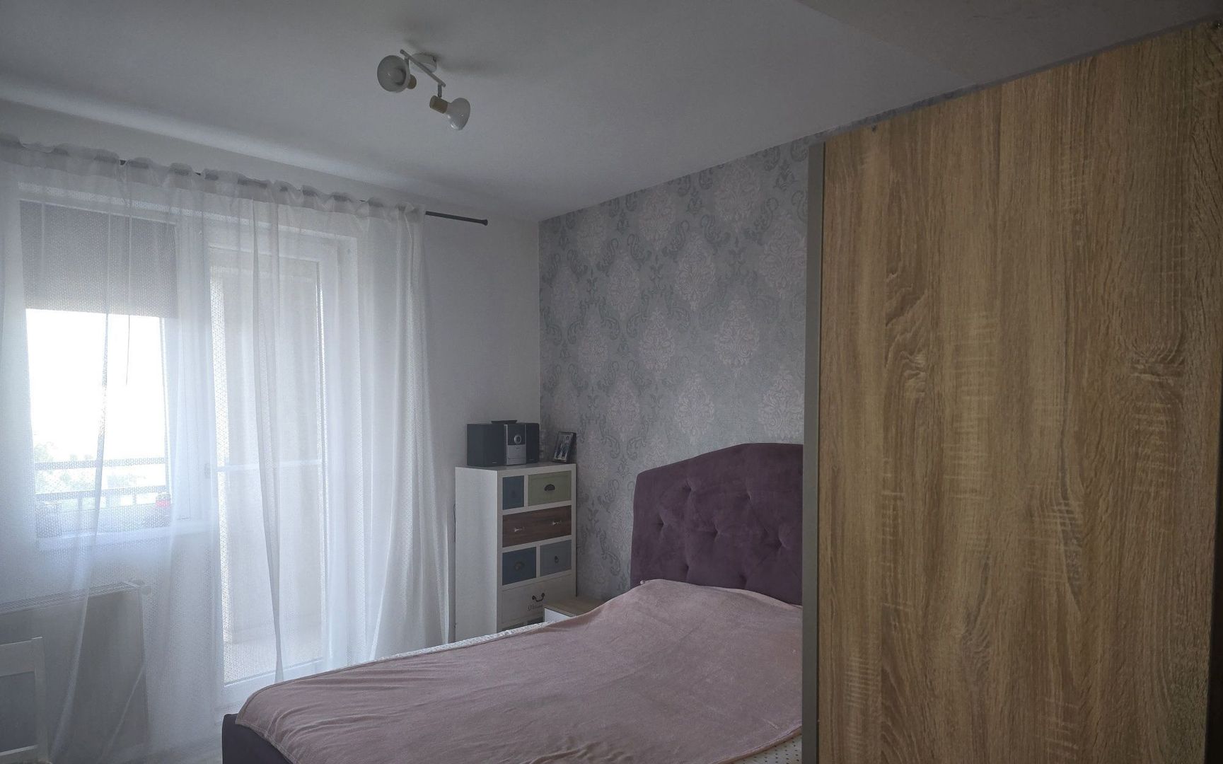 Închiriere Apartament cu 2 camere, centrala proprie, decomandat, Titan - Poză 4