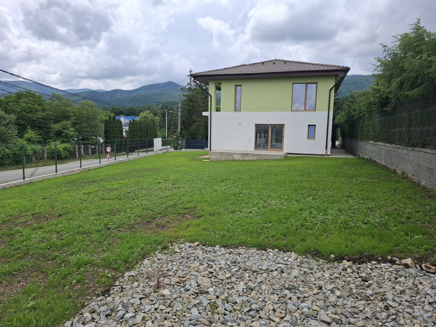 Casa individuala Noua, priveliste deosebita Tocile-Sibiu. - Poză 1