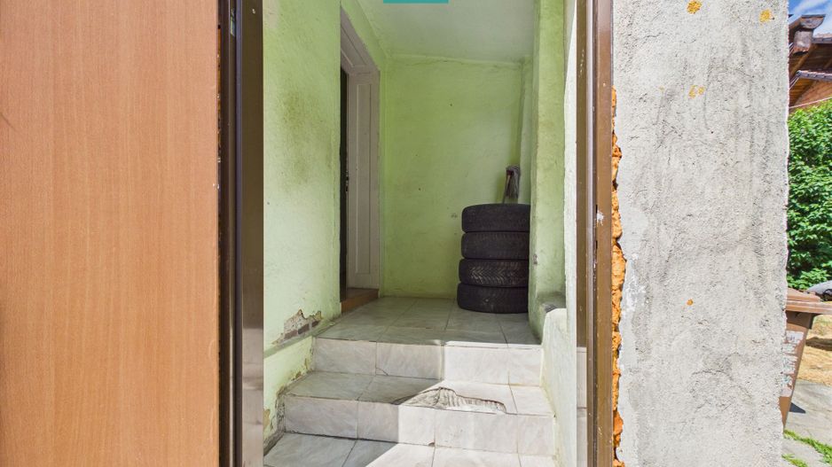 Case de vânzare cu teren generos - Alfa - Poză 18