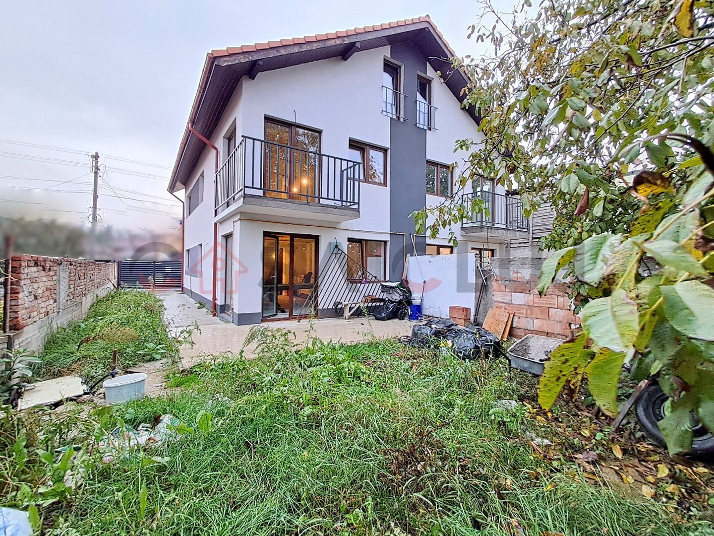 Casă Unifamiliala, Iris!! - Poză 1