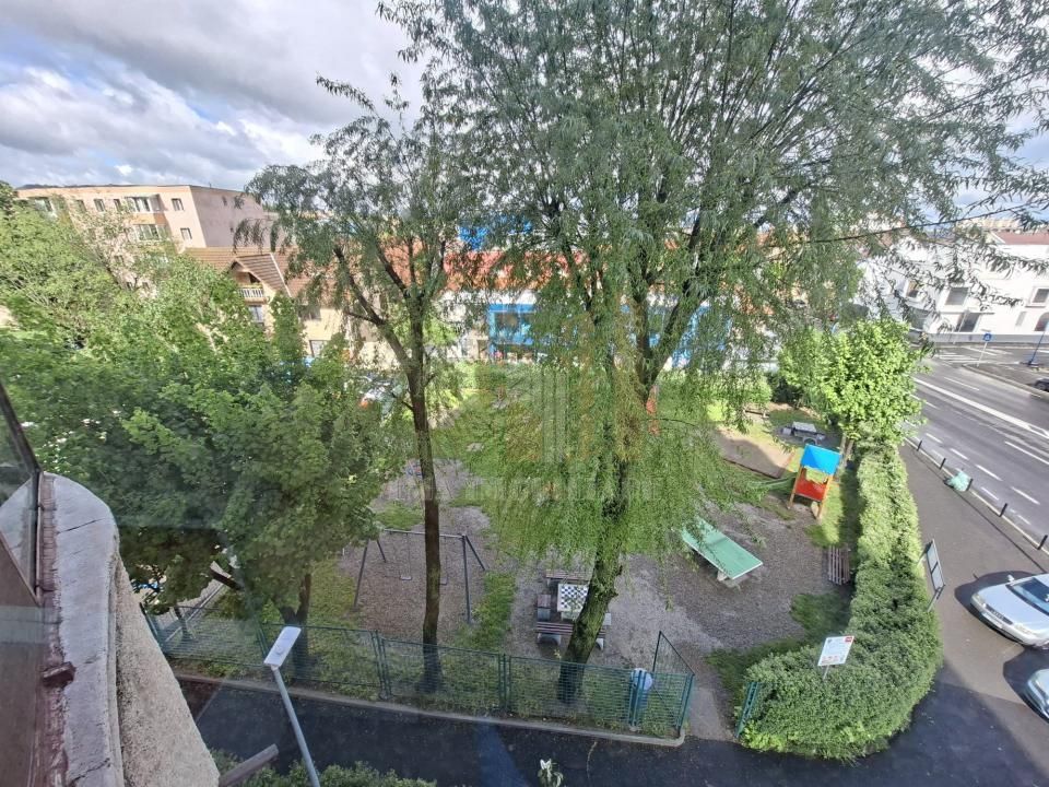 Apartament 2 camere decomandat Faget Brasov - Poză 13