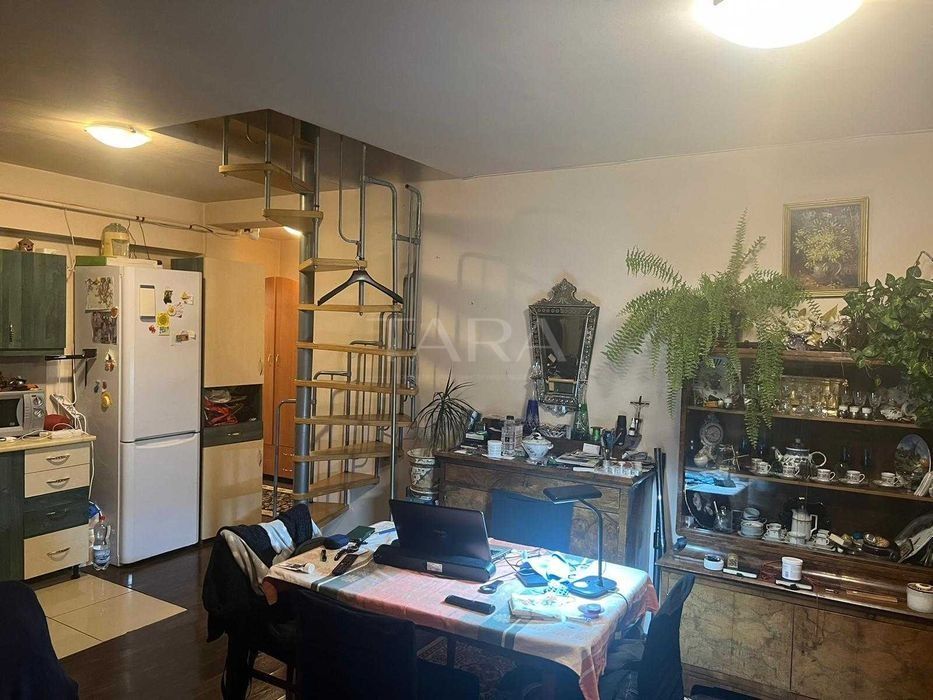 Apartament cu 2 camere de vanzare in Floresti - Poză 1