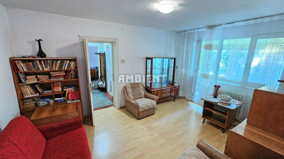 Apartament 3 camere, etaj 3, zona DONICI; - Poză 2