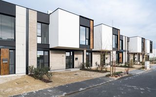 Vila tip UV03 mobilata complet in Amber Forest-prima inchiririere - Poză 2
