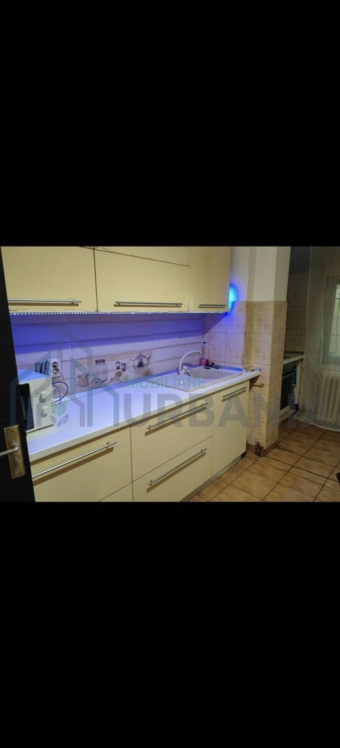 Apartament 3 camere, 80 mp, cu curte privată - Zona Podul de Piatră, Iași - Poză 6