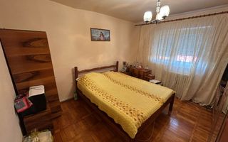 Apartament 3 camere, decomandat - zona Cetate - Poză 5