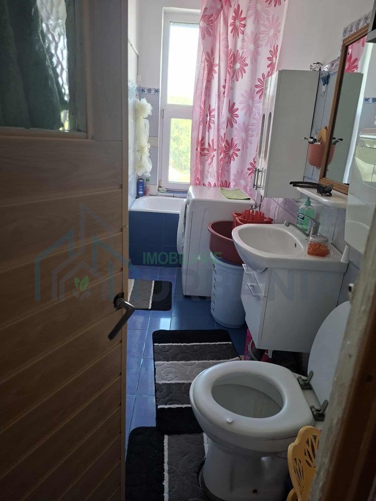 Apartament de vânzare - Poză 4