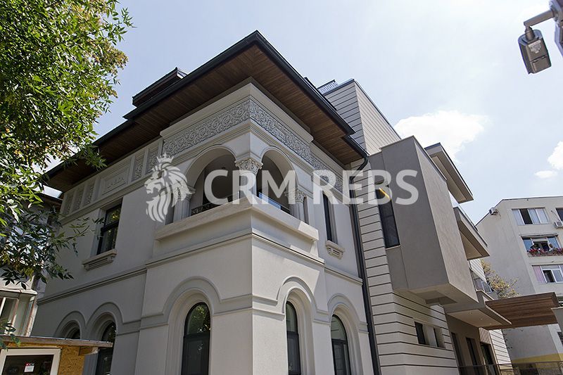 CLADIRE SPECTACULOASA IN DOMENII - Poză 2