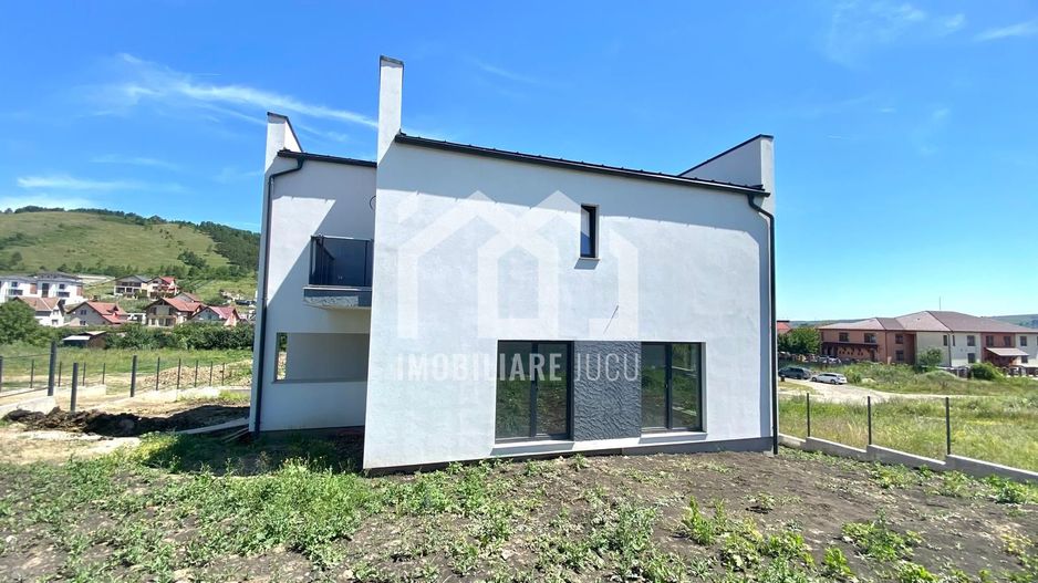 Casa tip duplex cu 4 camere, Campenesti - Poză 4