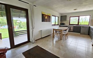 Vila noua-Sanpetru Dealul Lempes, zona verde si linistita - Poză 6