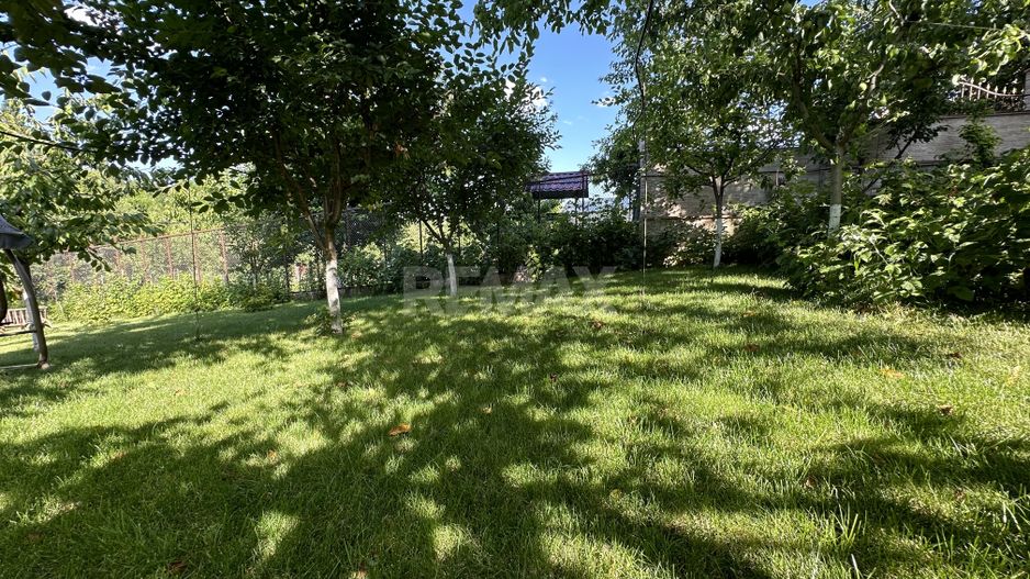Casă în Buiucani, de vânzare, cu suprafața de 338m2. Pe teren de 14 ari. - Poză 30