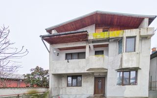 Casă spațioasă de vânzare – Strada Republicii nr. 105, Dragomirești - Poză 24