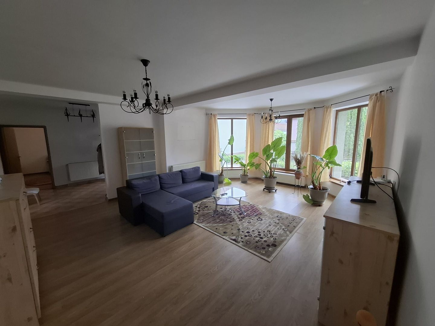 Casa individuala intima cu teren mare in Avrig, Sibiu - Poză 5