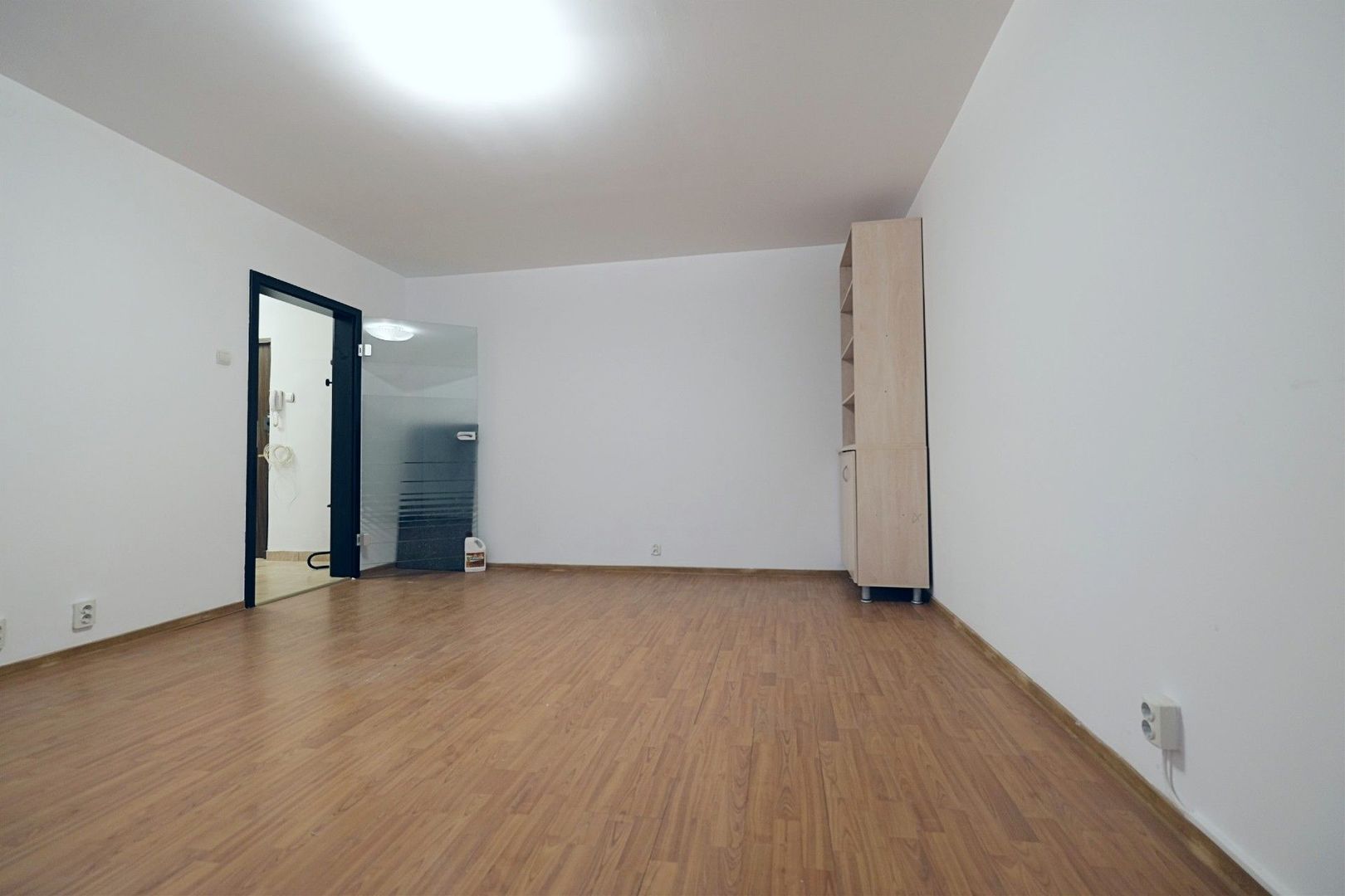 Apartament cu 2 camere de închiriat în Unirii, Bucuresti - Poză 2