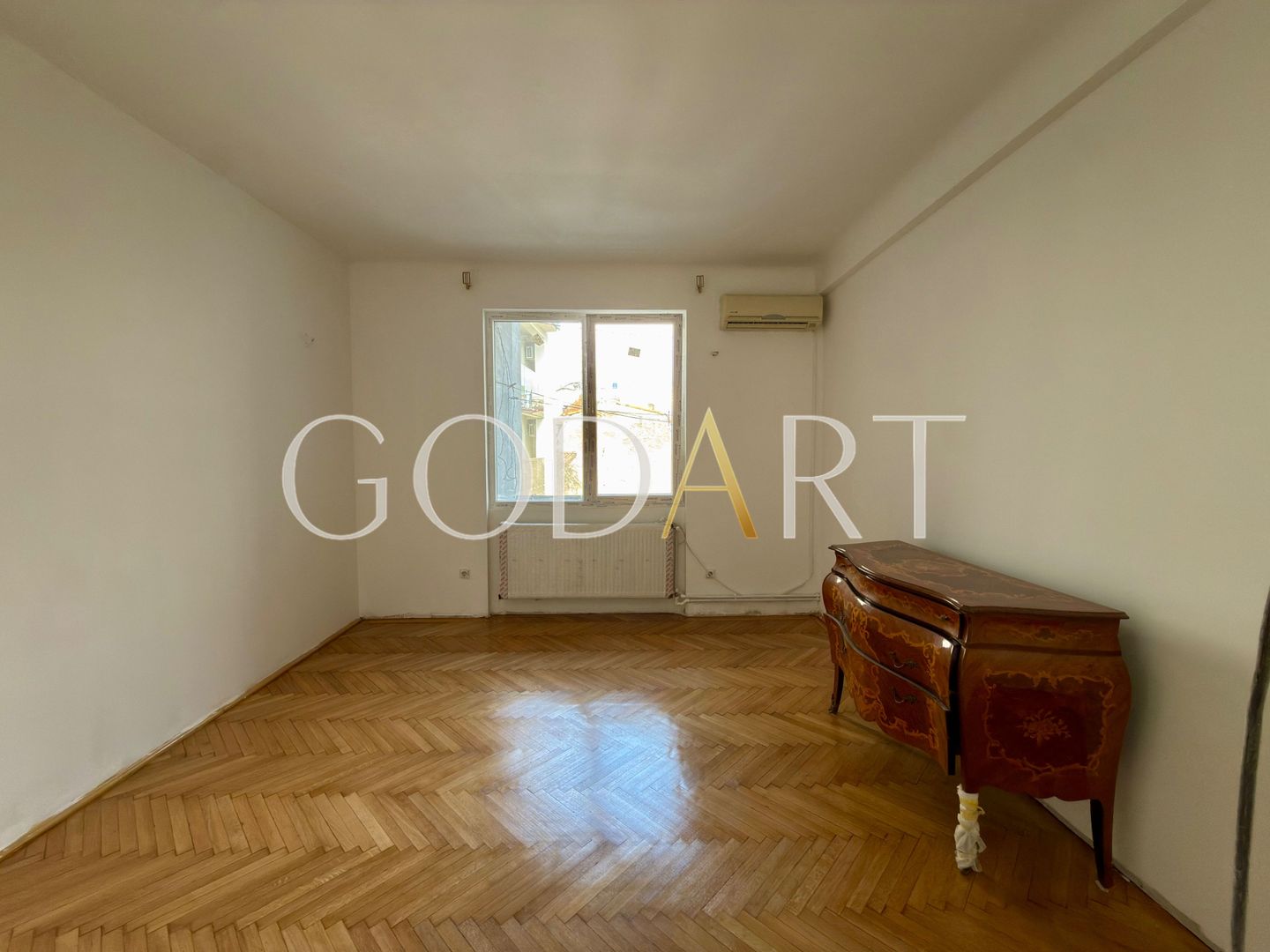 APARTAMENT 4 CAMERE | RENOVAT | BOXA | CURTE COMUNA - Poză 7