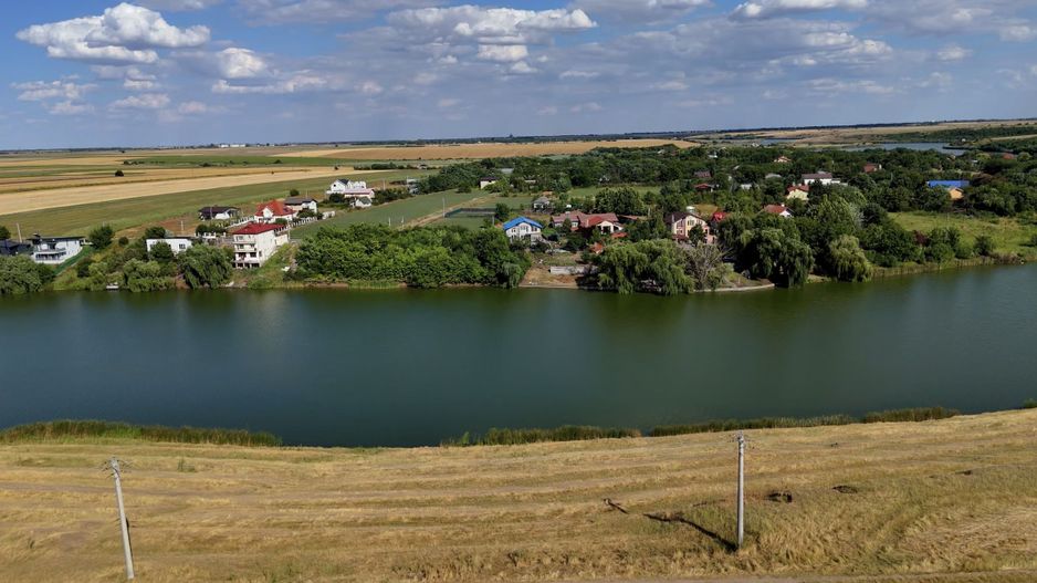 Teren intravilan de vânzare în Fundulea,  jud. Călărași - Poză 1