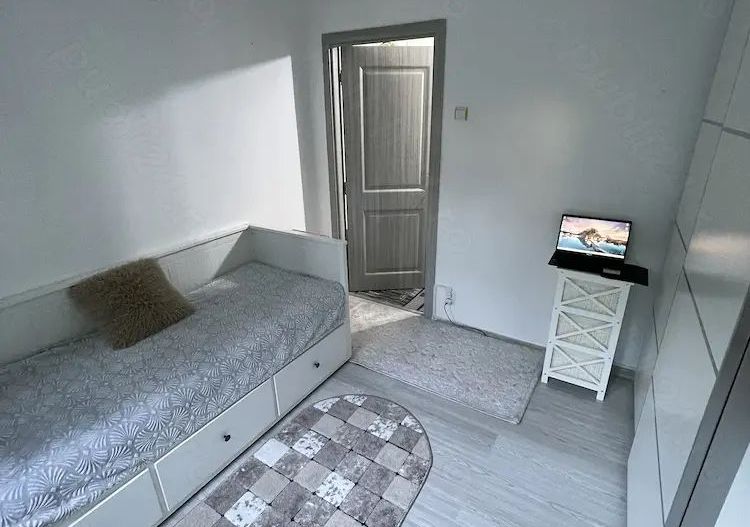 Vânzare apartament 2 camere Titan- Codrii Neamțului, bloc '78 - Poză 2