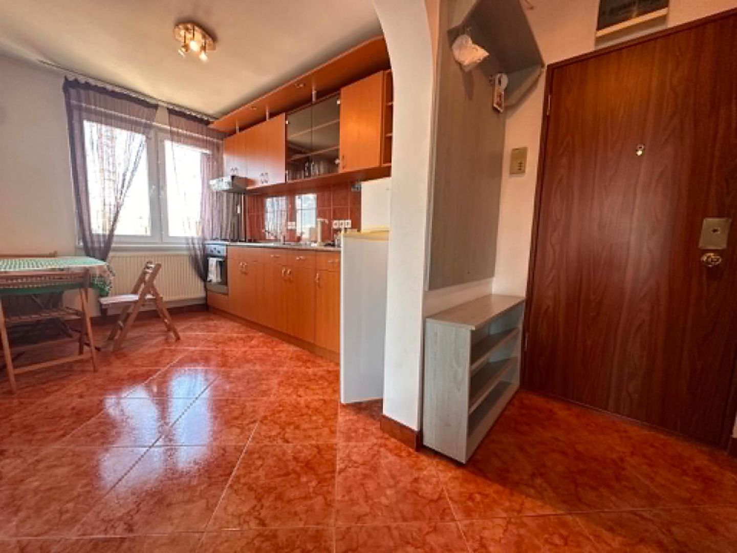 Aradului | 2 Camere | Etaj Intermediar | Decomandat. - Poză 8