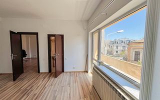 Vanzare Apartament 4 Camere UNIVERSITATE MOSILOR - Poză 1
