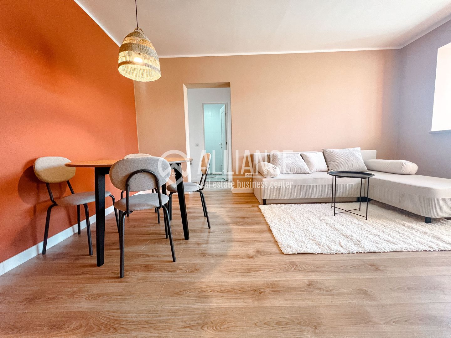 DACIA (COD 05)- Apartament 2 camere Premium Recent Renovat - Poză 3
