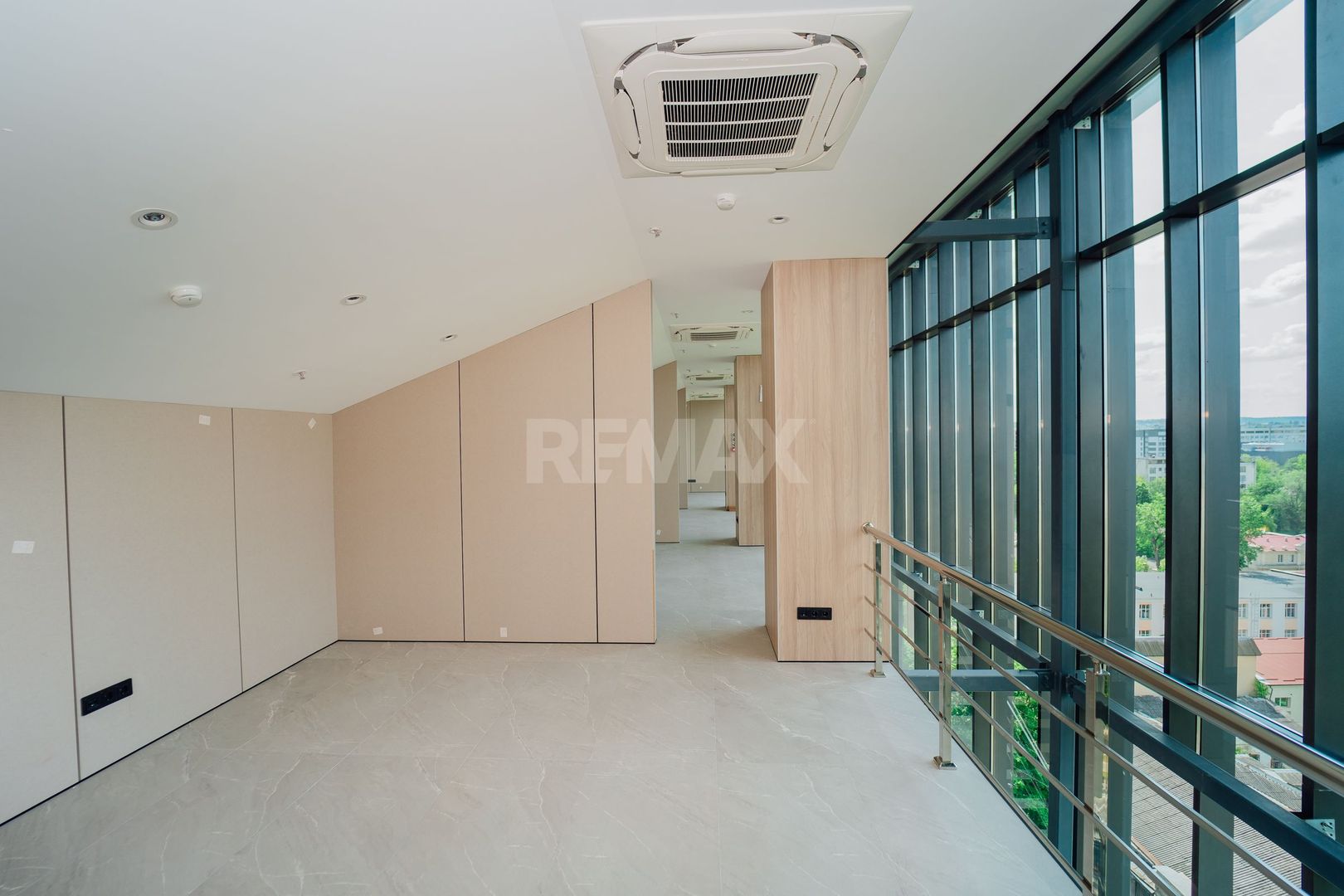 SPRE CHIRIE SPAȚIU COMERCIAL PENTRU BIROU | OFICIU 132 m2 - Poză 5