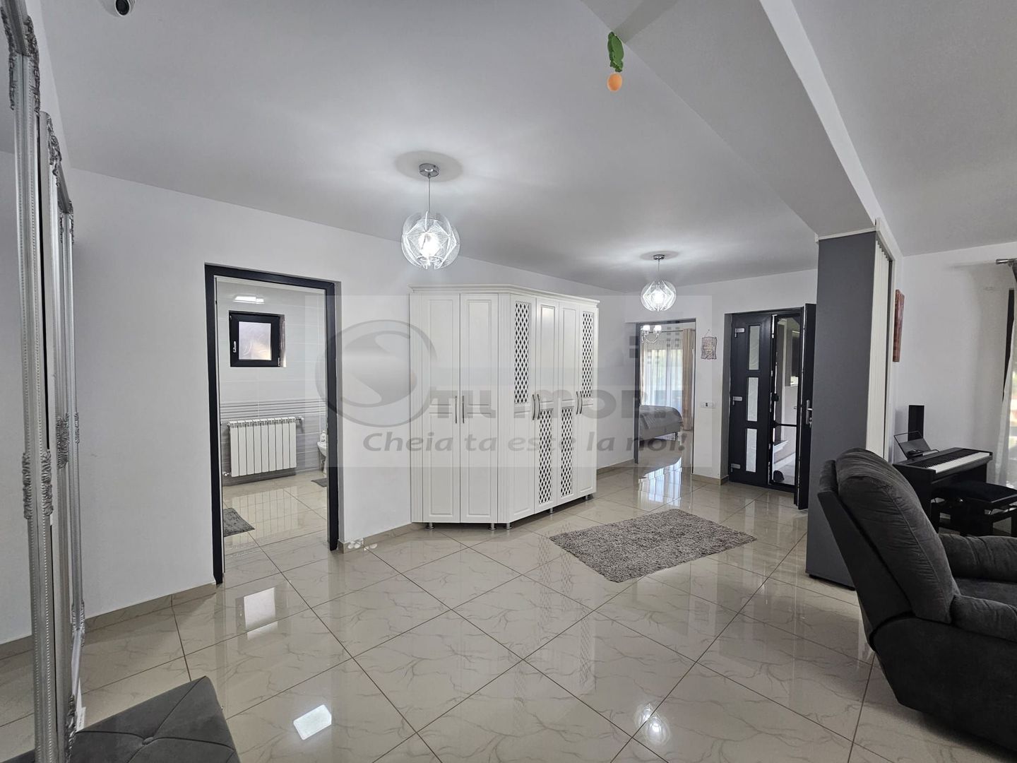 Vila plan parter - mobilata utilata - lux - Valea Adanca - Poză 8