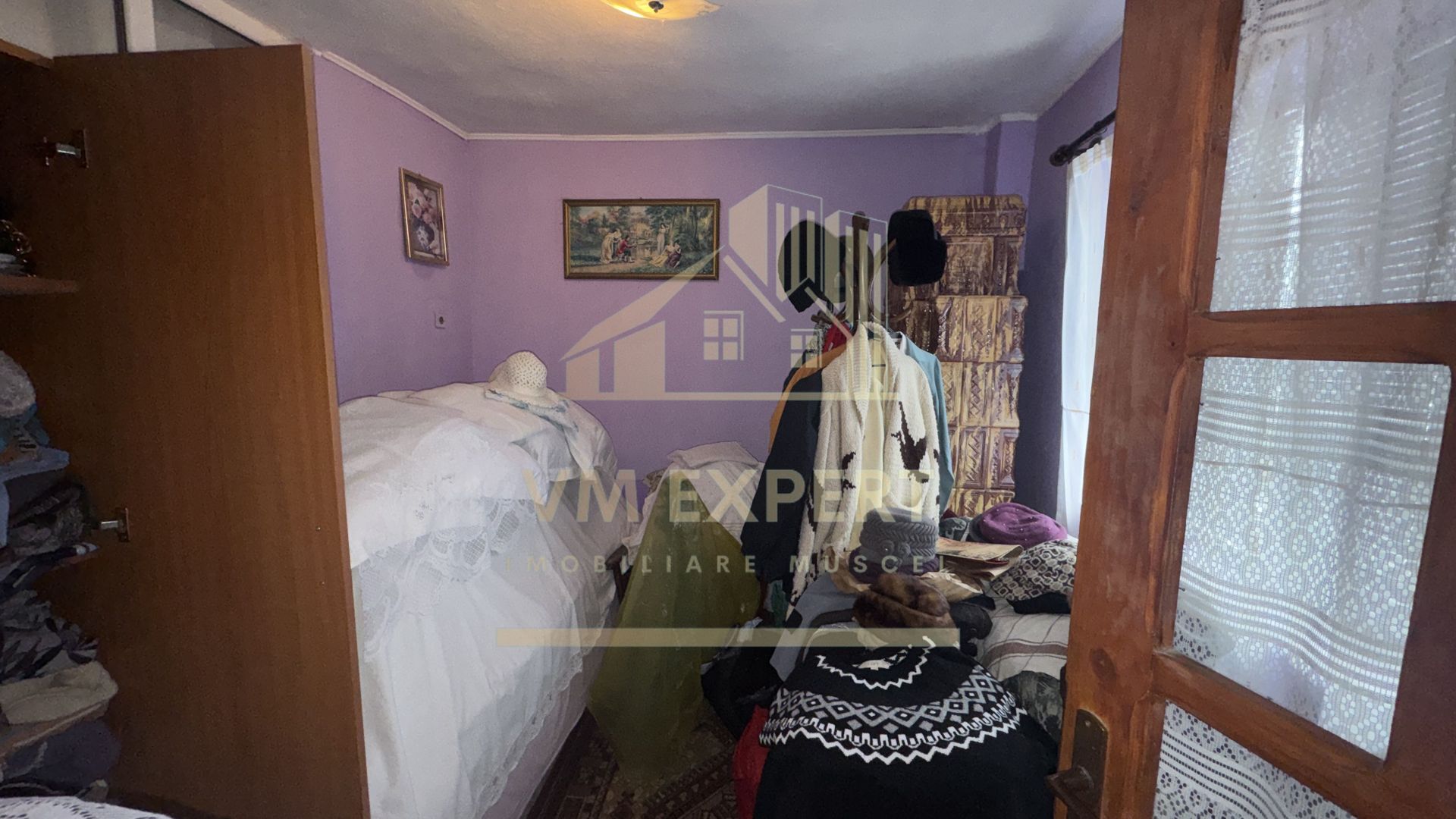 ANSAMBLU DE CASE CU 5 CAMERE 110MP TEREN 2530 MP BUGHEA DE JOS ARGEȘ - Poză 9