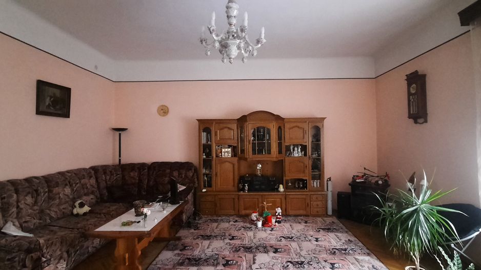 Apartament in Piata Victoriei - Poză 2
