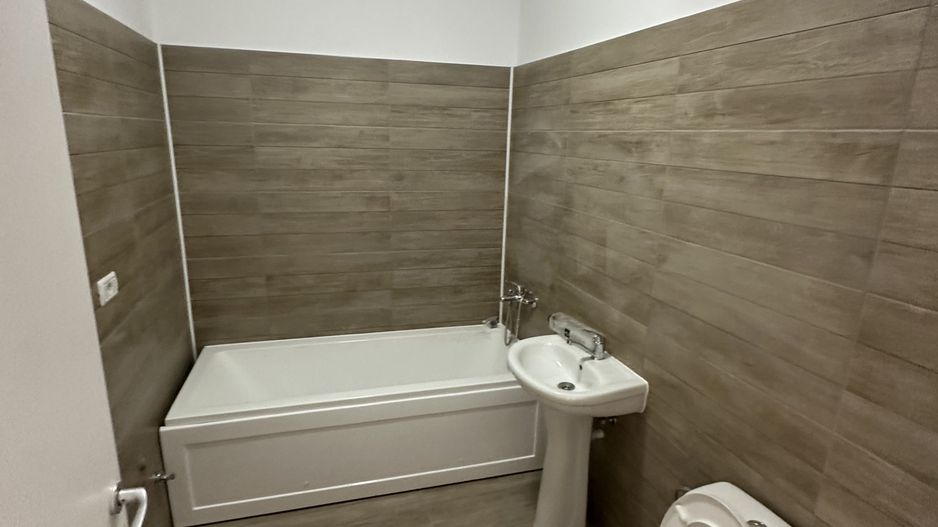 Apartament 2 camere la Mansarda zona Bucovinei - Poză 11